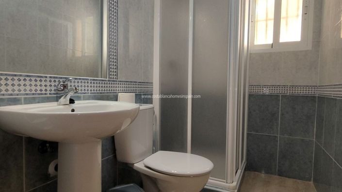 Image No.15-3 Bed Townhouse for sale