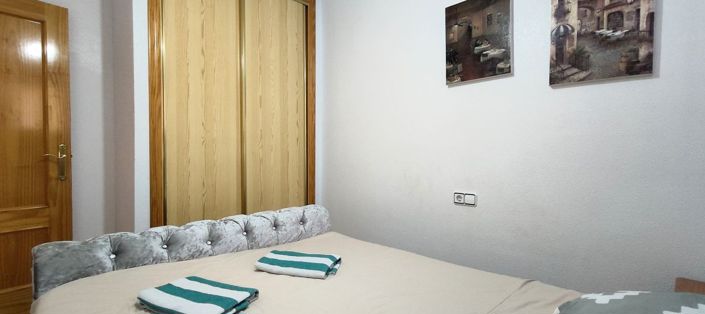 Image No.18-3 Bed Townhouse for sale