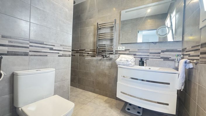 Image No.13-Villa de 2 chambres à vendre à Villamartin