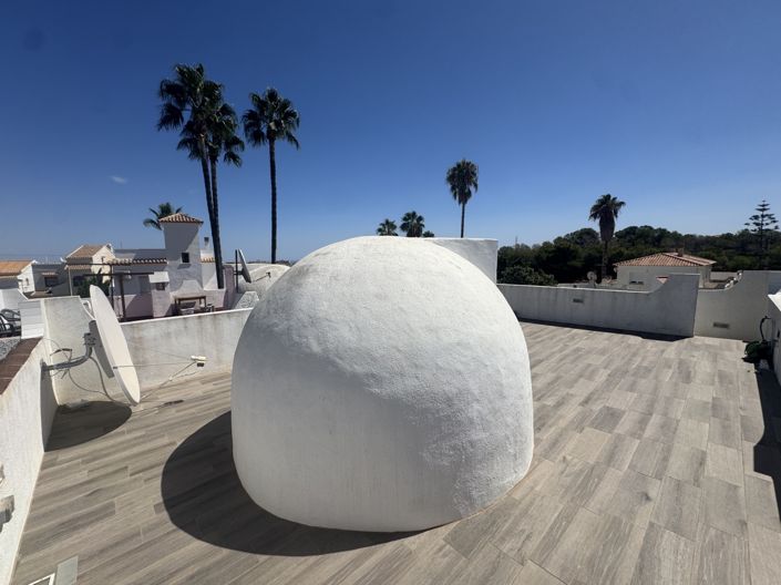 Image No.23-2 Bed Villa for sale