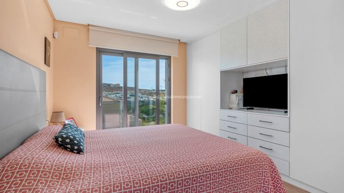 Image No.13-2 Bed Villa for sale