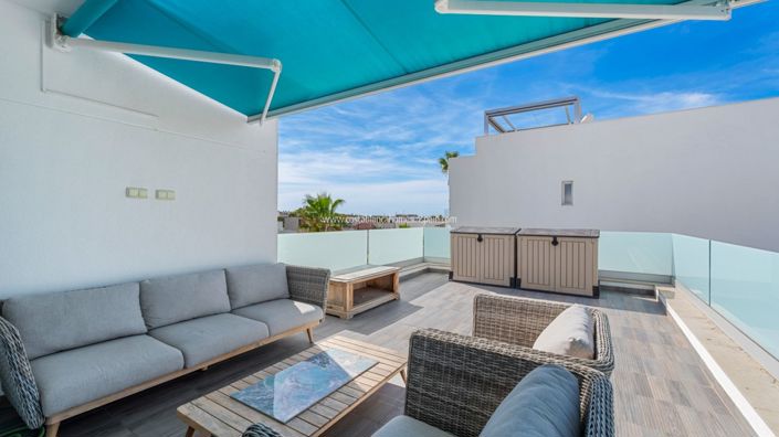 Image No.24-2 Bed Villa for sale