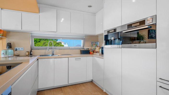 Image No.6-2 Bed Villa for sale