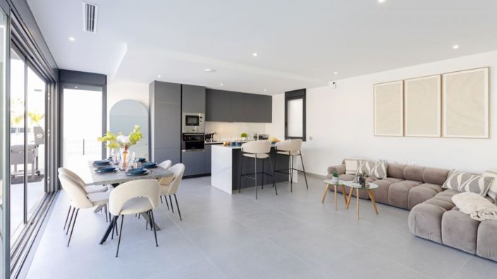 Image No.6-3 Bed Property for sale