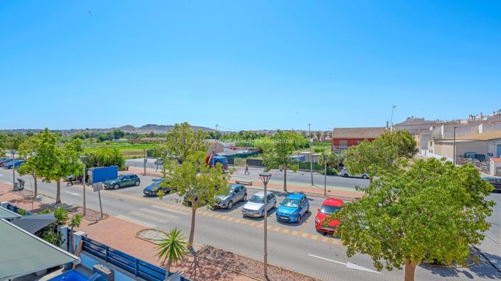 Image No.36-3 Bed Townhouse for sale