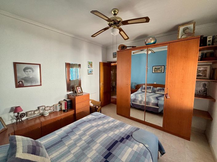 Image No.25-4 Bed Property for sale