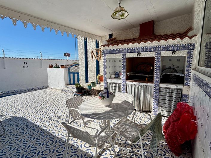 Image No.9-4 Bed Property for sale