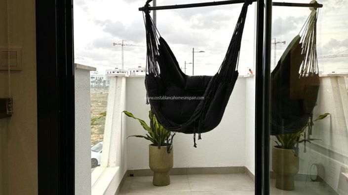 Image No.13-2 Bed Apartment for sale