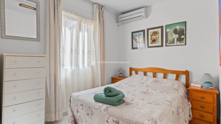 Image No.10-2 Bed Bungalow for sale