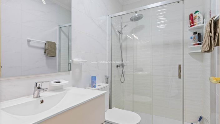 Image No.9-2 Bed Bungalow for sale