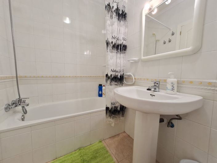 Image No.13-2 Bed Apartment for sale