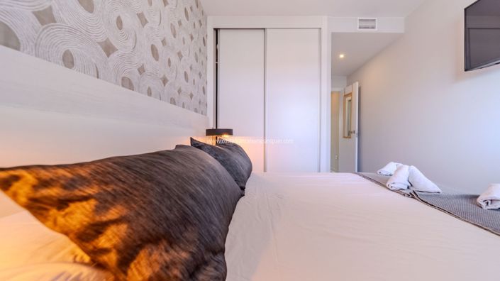 Image No.15-2 Bed Apartment for sale