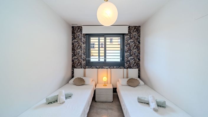 Image No.17-2 Bed Apartment for sale