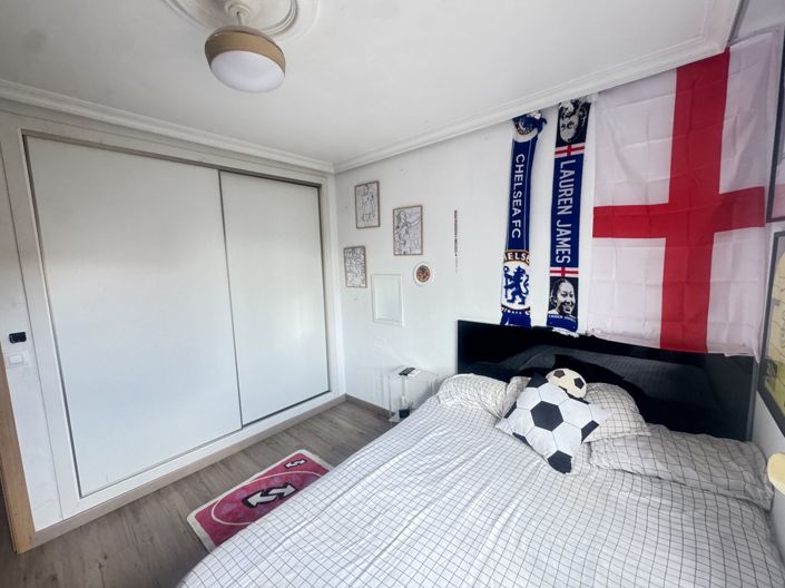 Image No.20-4 Bed Townhouse for sale