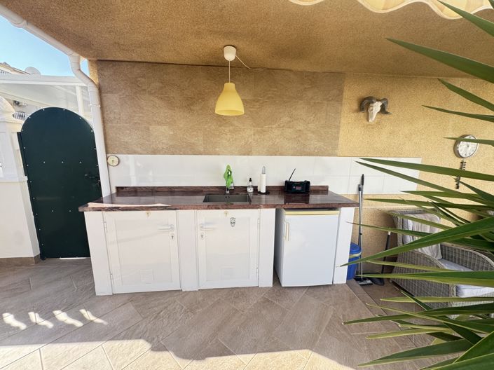 Image No.7-4 Bed Property for sale