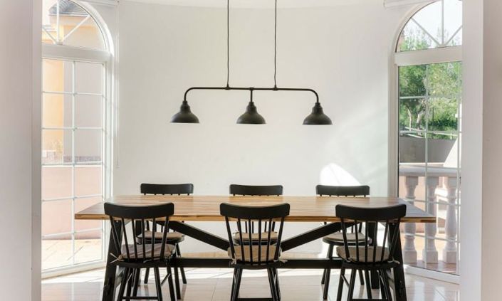 Image No.16-4 Bed Property for sale