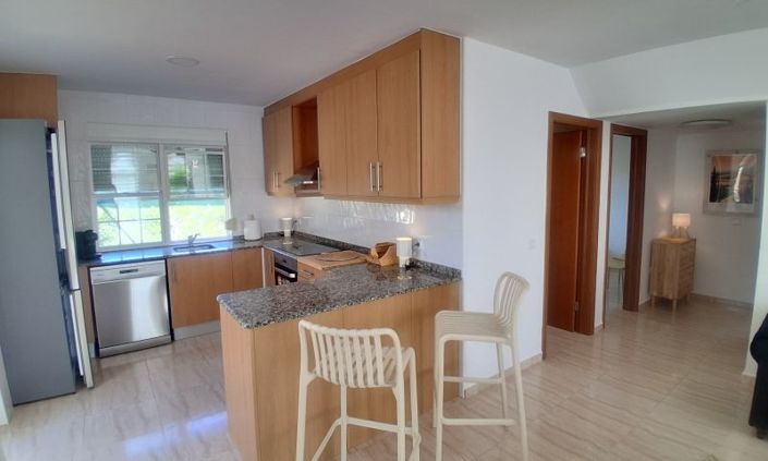 Image No.39-4 Bed Property for sale