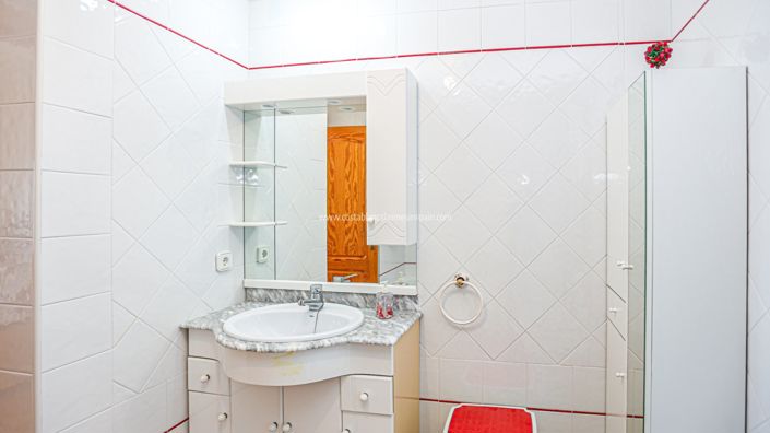 Image No.14-3 Bed Apartment for sale