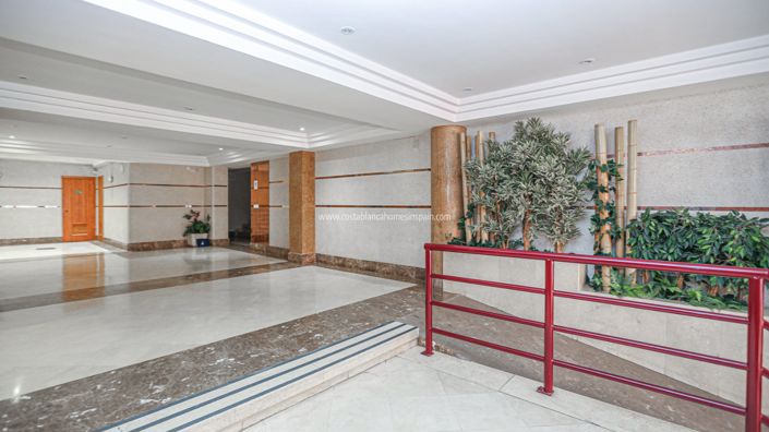 Image No.34-3 Bed Apartment for sale