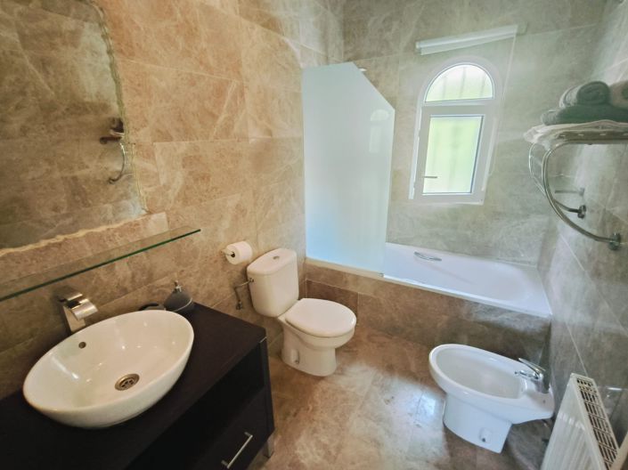 Image No.22-5 Bed Villa for sale