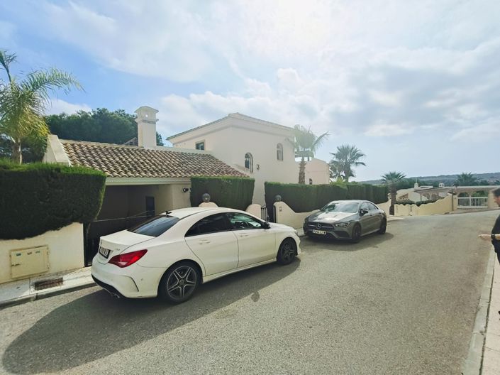 Image No.36-5 Bed Villa for sale