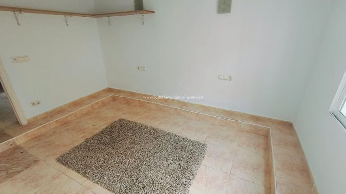 Image No.41-5 Bed Villa for sale