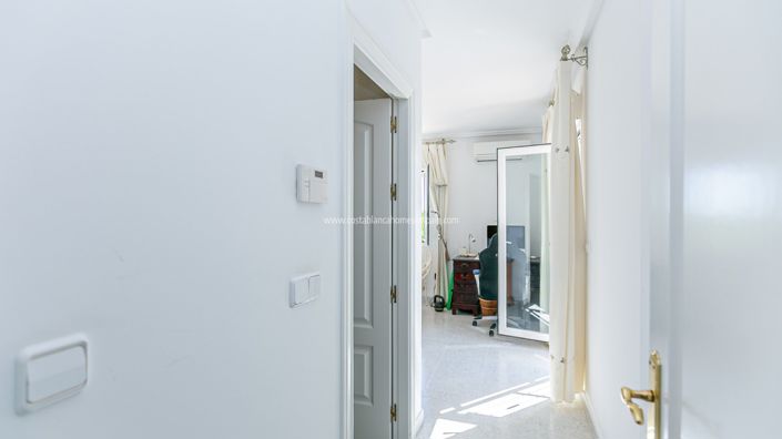 Image No.44-Villa de 4 chambres à vendre à Campoamor