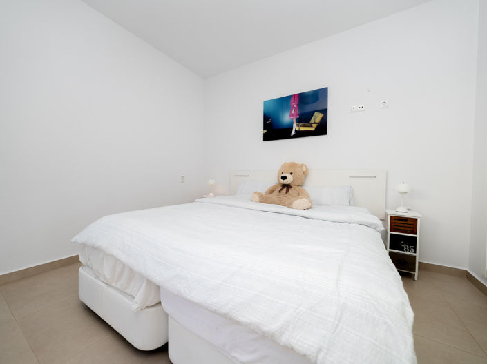 Image No.19-3 Bed Townhouse for sale