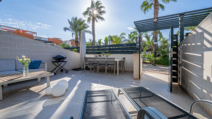 Image No.3-3 Bed Townhouse for sale