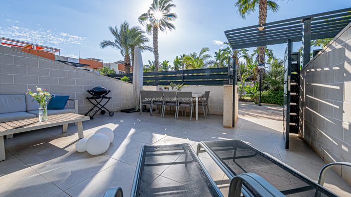 Image No.36-3 Bed Townhouse for sale