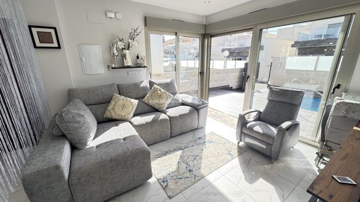 Image No.3-Propriété de 5 chambres à vendre à Villamartin