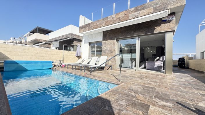 Image No.33-Propriété de 5 chambres à vendre à Villamartin