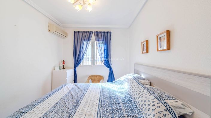 Image No.16-2 Bed Bungalow for sale