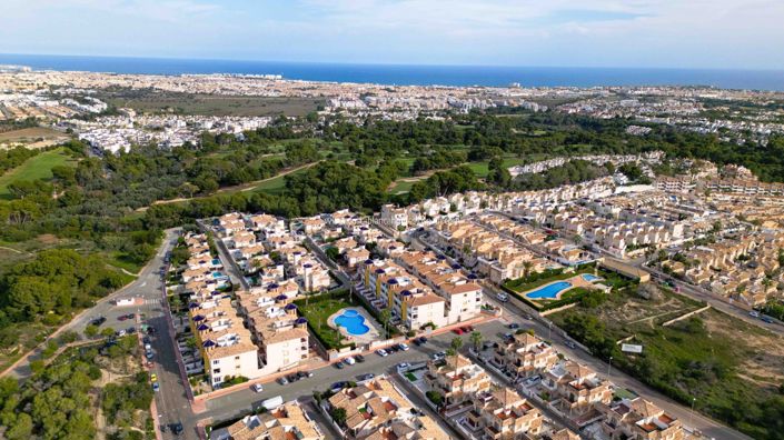 Image No.25-2 Bed Bungalow for sale