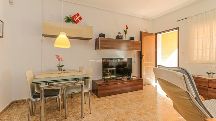 Image No.10-3 Bed Townhouse for sale