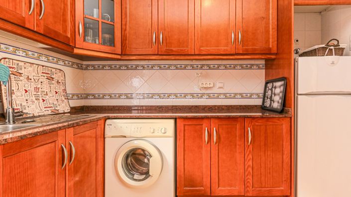 Image No.13-3 Bed Townhouse for sale