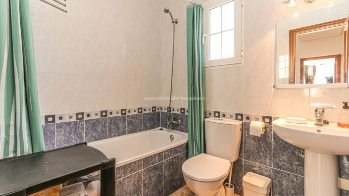 Image No.22-3 Bed Townhouse for sale