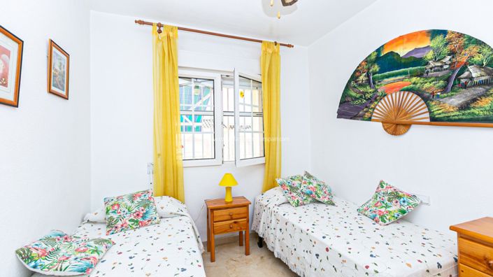 Image No.18-2 Bed Bungalow for sale