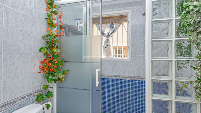 Image No.19-2 Bed Bungalow for sale