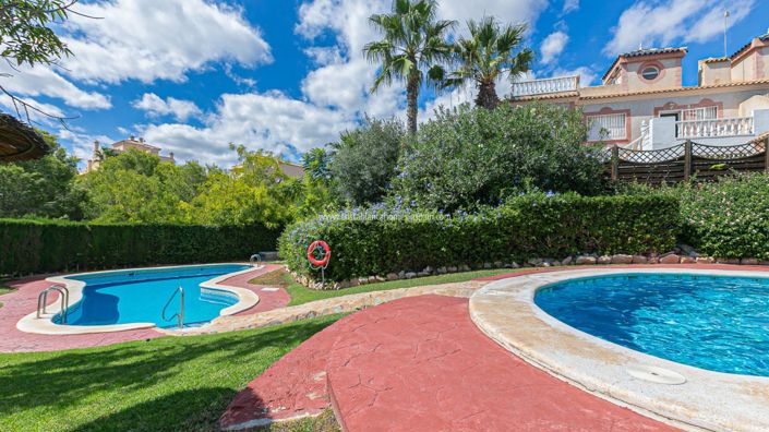 Image No.42-2 Bed Bungalow for sale