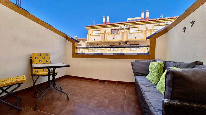 Image No.16-3 Bed Townhouse for sale