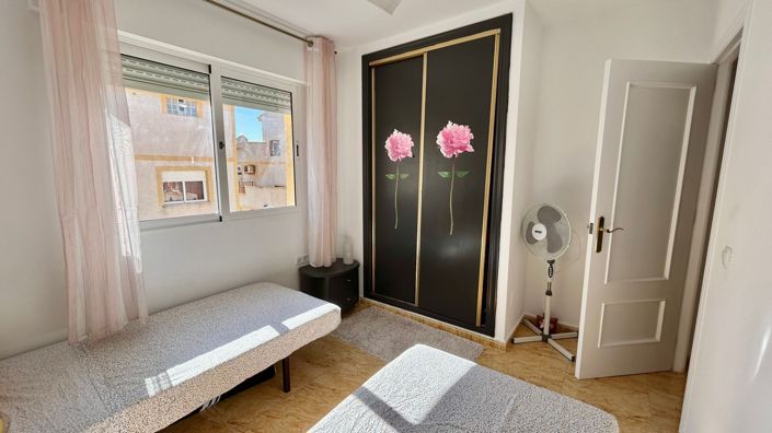 Image No.22-3 Bed Townhouse for sale