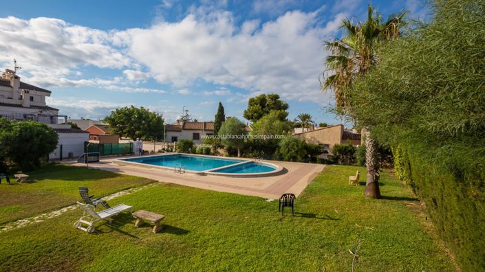 Image No.24-2 Bed Apartment for sale