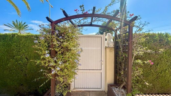 Image No.22-3 Bed Villa for sale