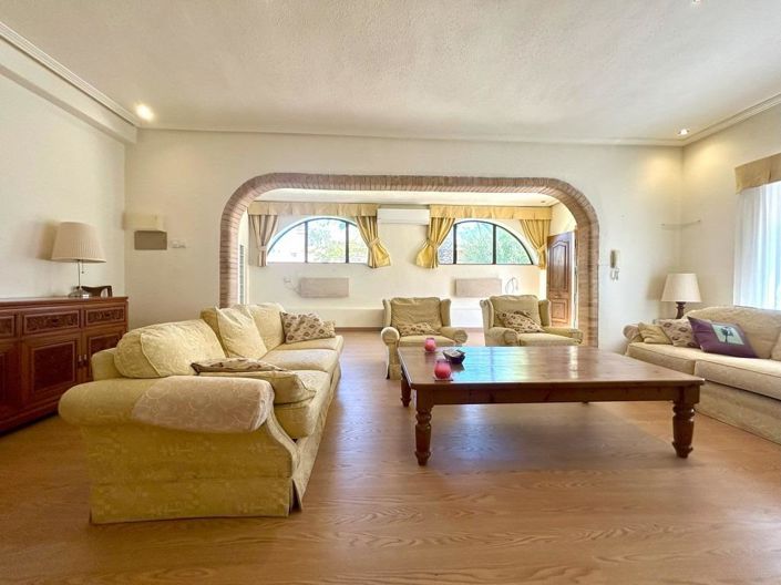 Image No.25-3 Bed Villa for sale