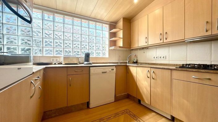 Image No.29-3 Bed Villa for sale