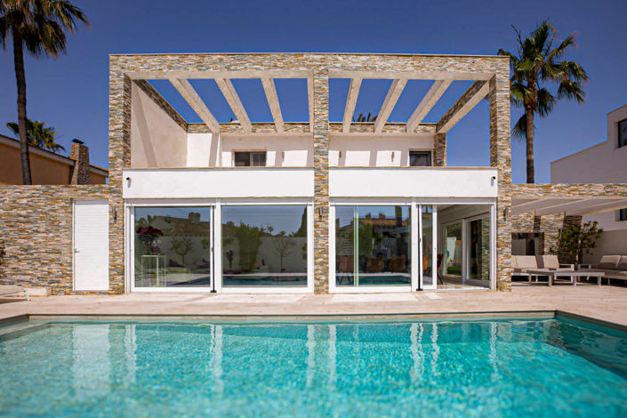 Image No.14-4 Bed Villa for sale