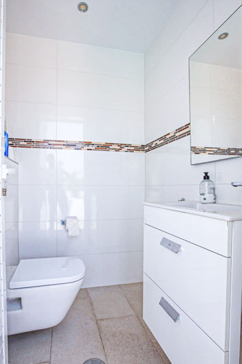 Image No.15-4 Bed Villa for sale