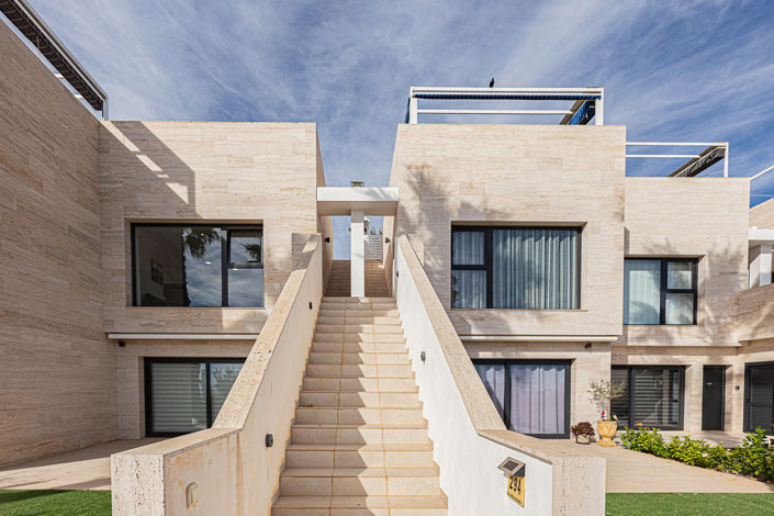 Image No.30-2 Bed Bungalow for sale