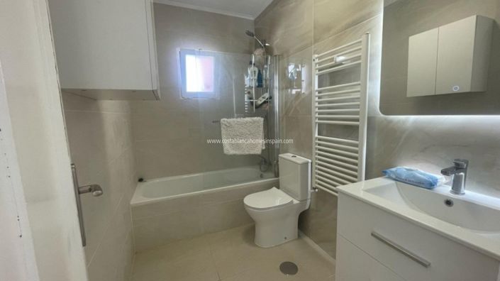 Image No.11-Villa de 4 chambres à vendre à Playa Flamenca